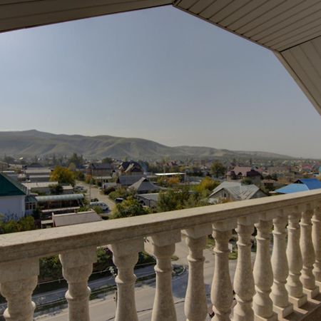 בישקק Aisha Hotel מראה חיצוני תמונה
