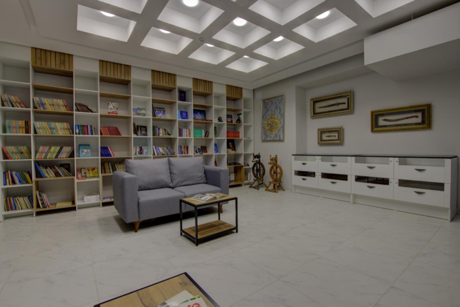 בישקק Aisha Hotel מראה חיצוני תמונה